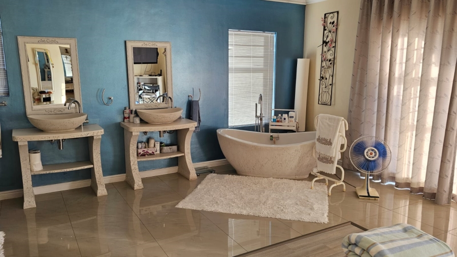 3 Bedroom Property for Sale in Port Owen Western Cape